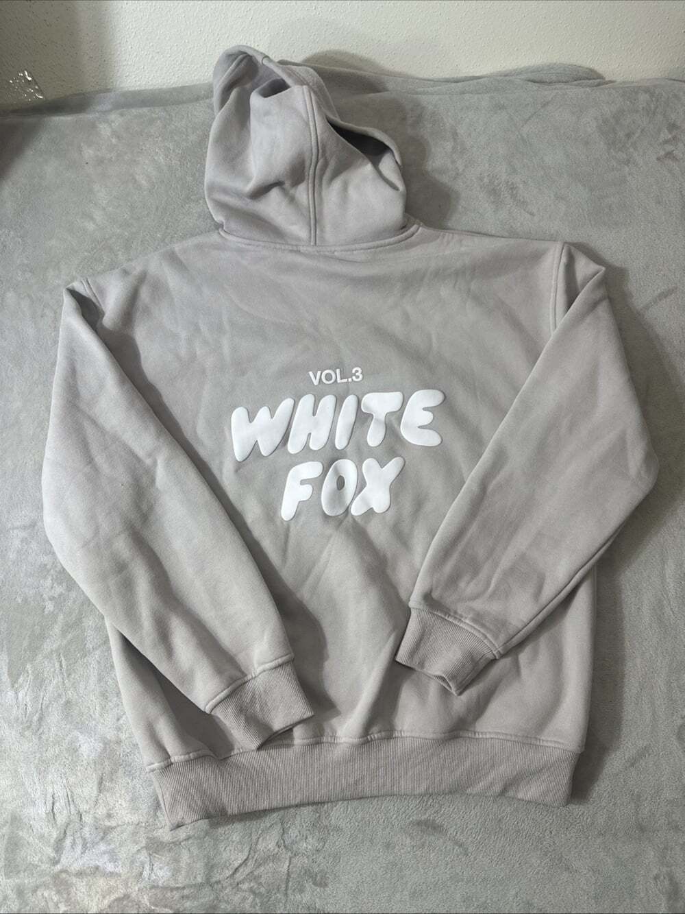 White Fox Vol. 3 Oversized Hoodie Gray M/L